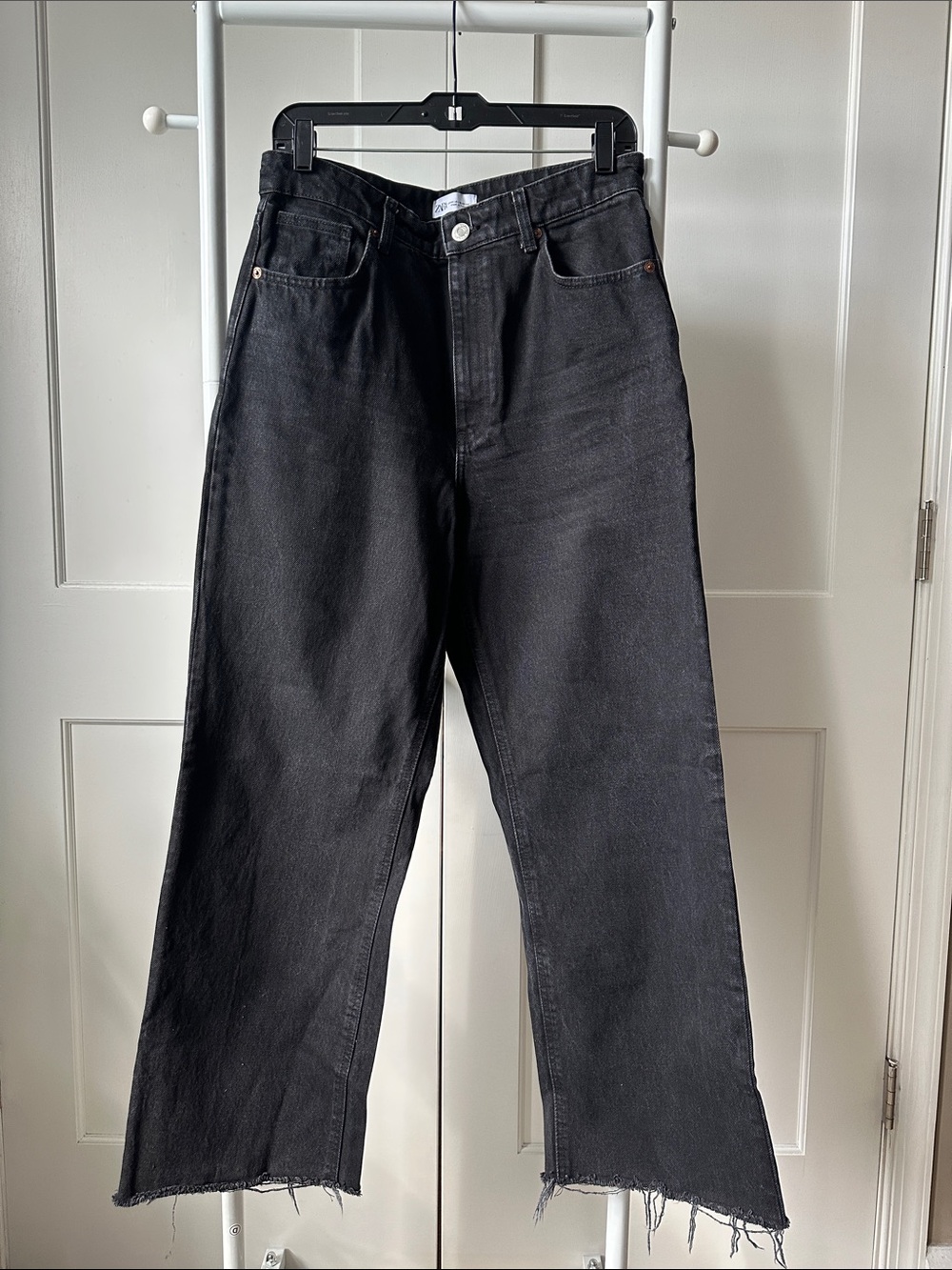 Zara Washed Black Straight-Leg Women's Jeans